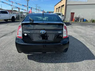2014 Toyota Prius 5dr HB Three (Natl)