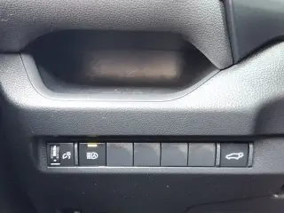Toyota RAV4 Hybrid 2025 AWD XLE 4dr SUV