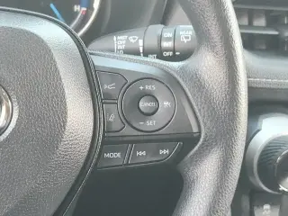 Toyota RAV4 Hybrid 2025 AWD XLE 4dr SUV
