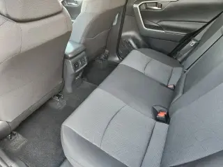 Toyota RAV4 Hybrid 2025 AWD XLE 4dr SUV