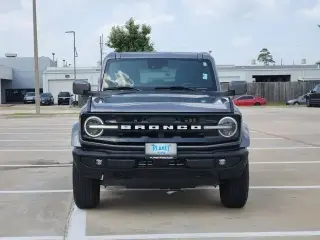 Ford Bronco 2024 4x4 Outer Banks 4 puertas SUV