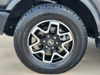 Ford Bronco 2024 4x4 Outer Banks 4 puertas SUV