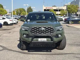 Toyota Tacoma 2022 4x4 TRD Sport 4dr Double Cab 5.0 ft SB 6A