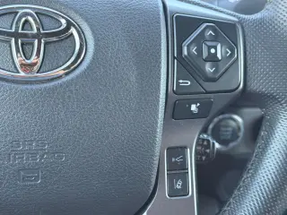 Toyota Tacoma 2022 4x4 TRD Sport 4dr Double Cab 5.0 ft SB 6A