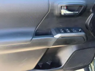 Toyota Tacoma 2022 4x4 TRD Sport 4dr Double Cab 5.0 ft SB 6A