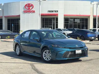 Toyota Camry 2026 SE 4dr Sedan