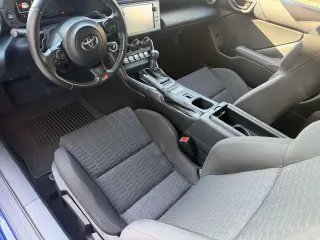 Toyota GR86 2022 2dr Coupe 6A