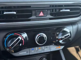 Hyundai KONA 2023 SEL 4dr Crossover
