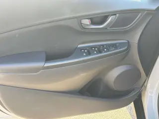 Hyundai KONA 2023 SEL 4dr Crossover