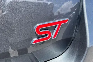Ford Explorer 2023 AWD ST 4 puertas SUV