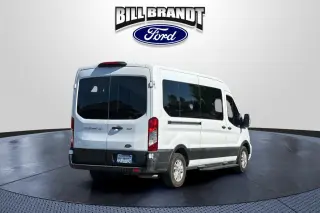 Ford Transit 2021 350 XL 3 puertas LWB Techo Medio Furgón de Pasajeros