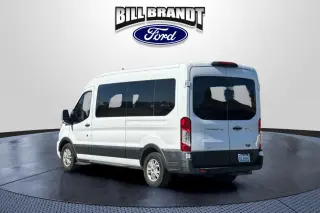 Ford Transit 2021 350 XL 3 puertas LWB Techo Medio Furgón de Pasajeros