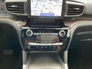 Ford Explorer Híbrido 2022 AWD Limited 4 puertas SUV