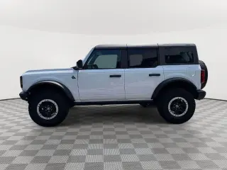 Ford Bronco 2023 4x4 Everglades Advanced 4 puertas SUV