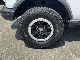 Ford Bronco 2023 4x4 Everglades Advanced 4 puertas SUV