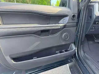 Ford Expedition MAX 2023 4x4 XLT 4 puertas SUV