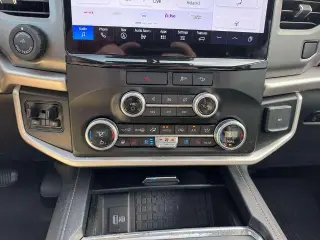 Ford Expedition MAX 2023 4x4 XLT 4 puertas SUV