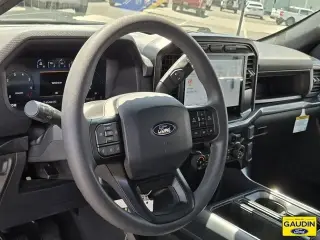 Ford F-150 2024 4x2 STX 4dr SuperCrew 5.5 ft. SB