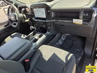 Ford F-150 2024 4x2 STX 4dr SuperCrew 5.5 ft. SB