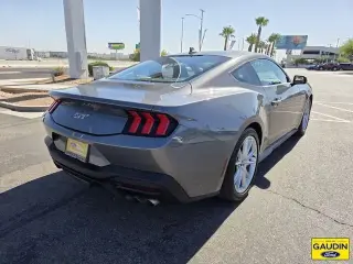 Ford Mustang 2024 GT Premium 2 puertas Fastback