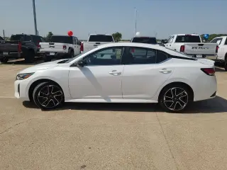 Nissan Sentra 2025 SR 4dr Sedan