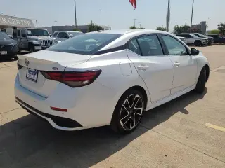 Nissan Sentra 2025 SR 4dr Sedan