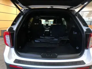 Ford Explorer 2023 AWD ST 4 puertas SUV