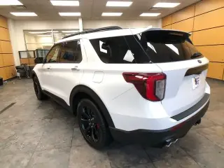 Ford Explorer 2023 AWD ST 4 puertas SUV