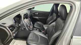 Jeep Cherokee 2021 4x4 Limited 4dr SUV