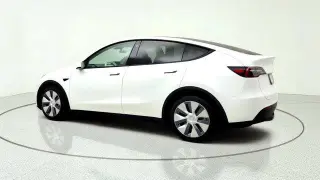 Tesla Model Y 2023 AWD 4dr Crossover