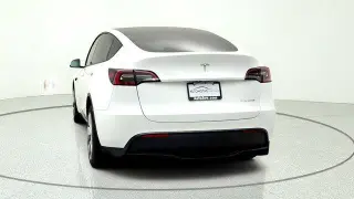 Tesla Model Y 2023 AWD 4dr Crossover