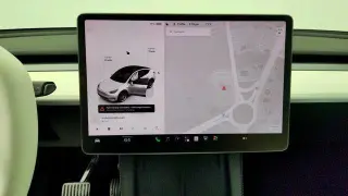 Tesla Model Y 2023 AWD 4dr Crossover