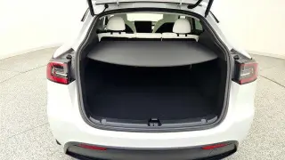 Tesla Model Y 2023 AWD 4dr Crossover