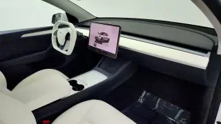 Tesla Model Y 2023 AWD 4dr Crossover