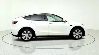 Tesla Model Y 2023 AWD 4dr Crossover