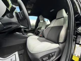 Toyota Corolla Hatchback 2025 XSE 4dr Hatchback
