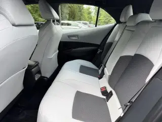 Toyota Corolla Hatchback 2025 XSE 4dr Hatchback