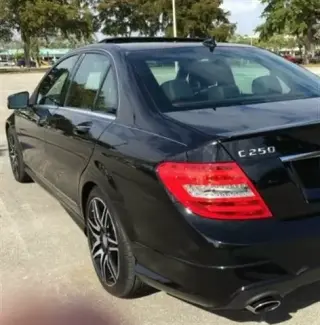 2014 Mercedes Benz C250 Sedan
