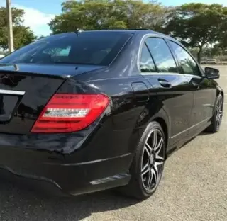 2014 Mercedes Benz C250 Sedan