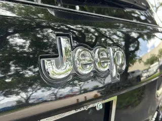 Jeep Grand Cherokee 2019 4x2 Laredo 4dr SUV
