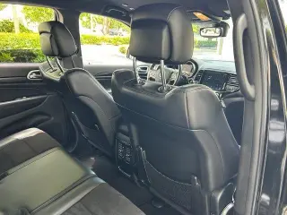 Jeep Grand Cherokee 2019 4x2 Laredo 4dr SUV