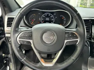 Jeep Grand Cherokee 2019 4x2 Laredo 4dr SUV