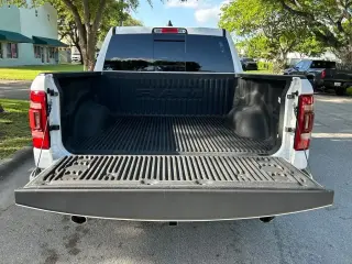Ram 1500 2023 4x2 Laramie 4dr Crew Cab 5.6 ft. SB Pickup