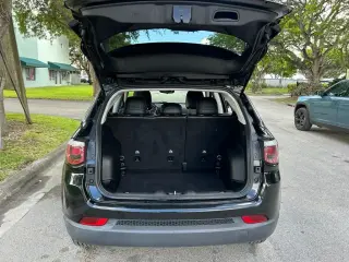 Jeep Compass 2020 Latitude 4dr SUV