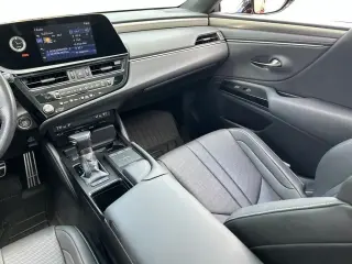 Lexus ES 350 2022 F SPORT 4dr Sedan