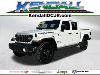 Jeep Gladiator 2025 4x4 Big Bear 4 puertas Cabina Crew 5.0 ft. SB