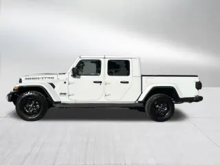 Jeep Gladiator 2025 4x4 Big Bear 4 puertas Cabina Crew 5.0 ft. SB
