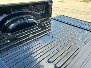 Ram 1500 2025 4x4 Big Horn 4 puertas Quad Cab 6.4 pies. Pickup SB
