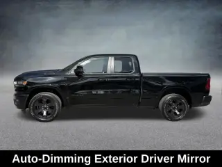 Ram 1500 2025 4x4 Big Horn 4 puertas Quad Cab 6.4 pies. Pickup SB