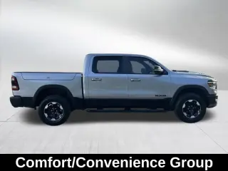 Ram 1500 2021 4x4 Rebel 4 puertas Cabina Crew 5.6 pies. Pickup SB